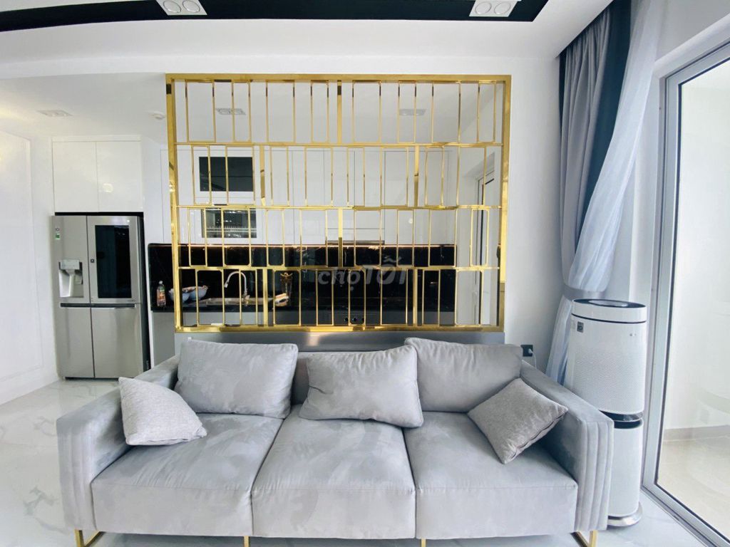 So the apartment is three bedrooms. Two bathrooms. Full Sunrise City interior.