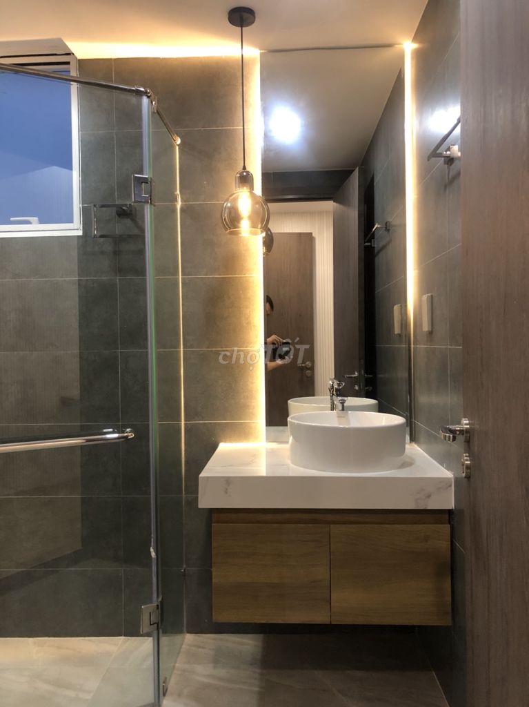 Sunrise Riverside apartment, 2 bedrooms, 2 beautiful, advanced interiors