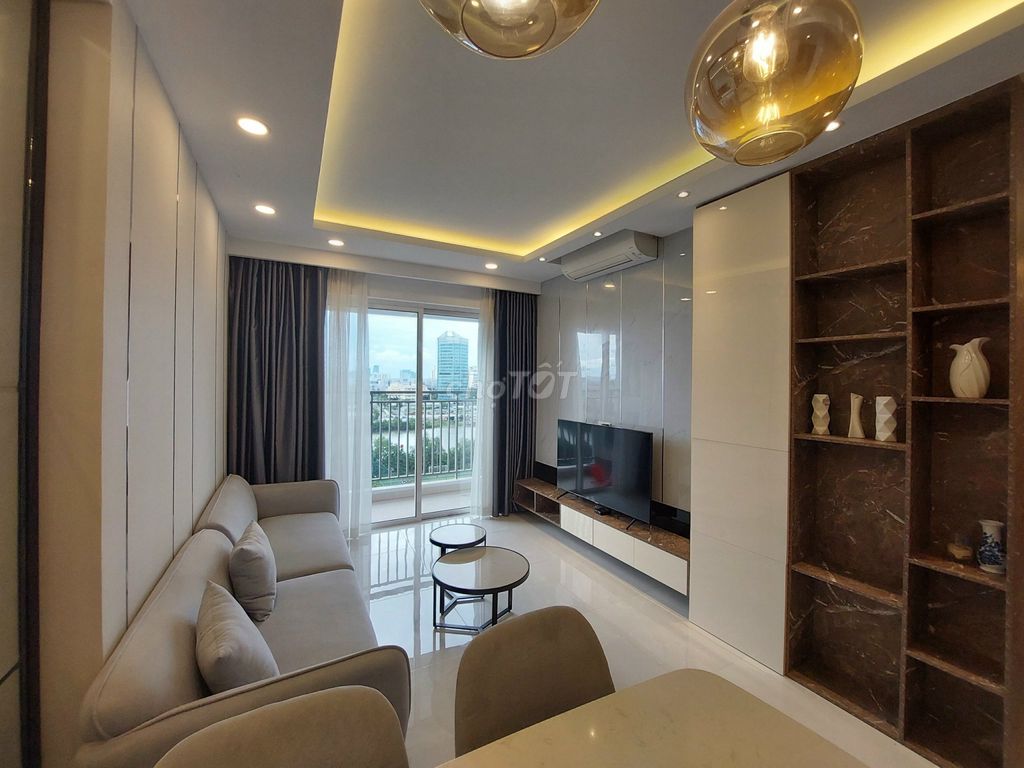Rent Sunrise Riverside apartment 3 bedrooms, 2 high-end furniture toilets + good price