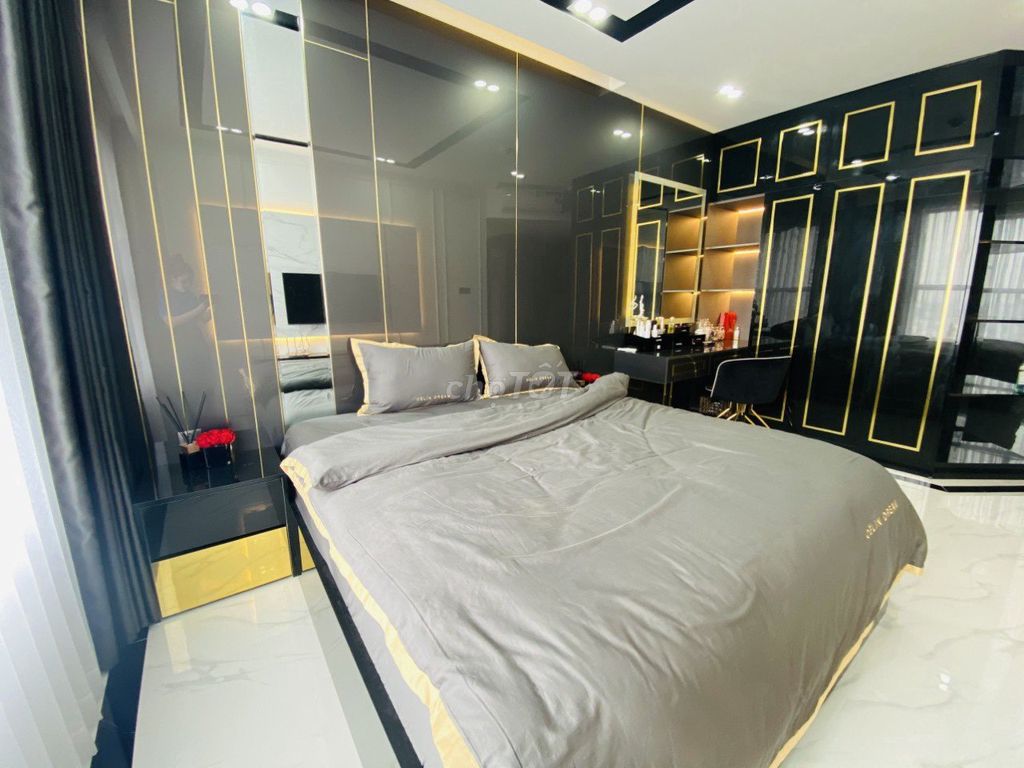 Rent the sunise City apartment. One bedroom. Two bedrooms.
