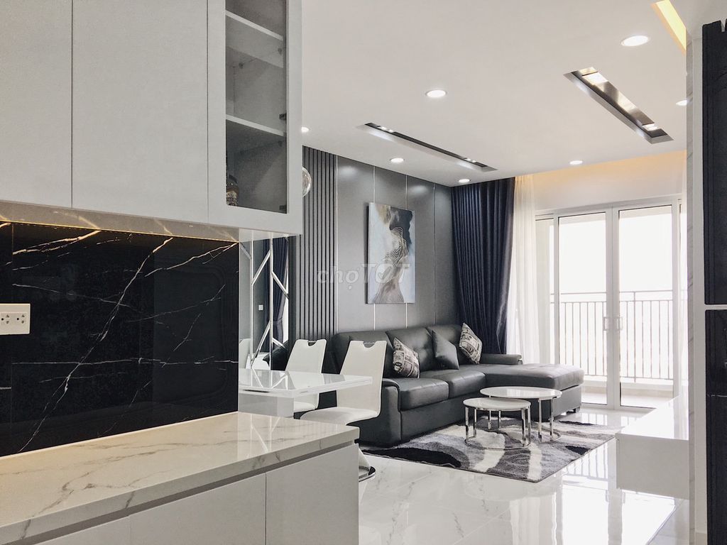 Rent Florita apartment. One bedroom. Two bedrooms.