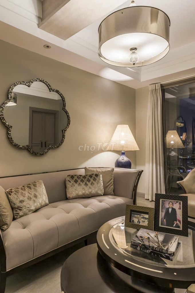 Rent Saigon South 2 bedroom 2 beautiful Full Seven toilets for 14 million in a row