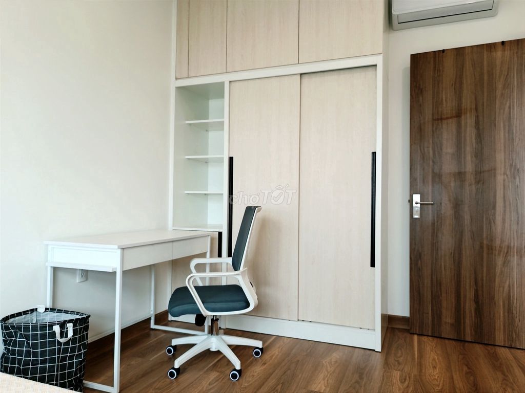 District 7 riverside 1 bedroom 2 3 bedrooms good 9.5 million ntcb, full interior nice 11 million