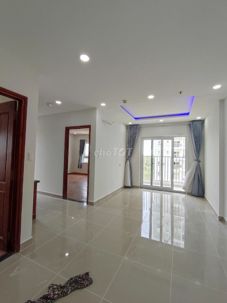 Rent apartment 72 meters (2 bedroom, 2 toilets) at 5.5 million - The angle 2 view, right now.