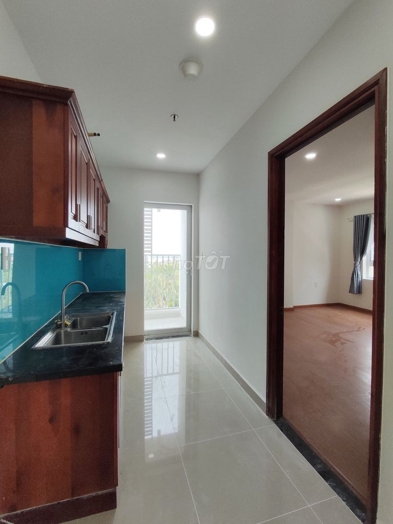Rent apartment 72 meters (2 bedroom, 2 toilets) at 5.5 million - The angle 2 view, right now.