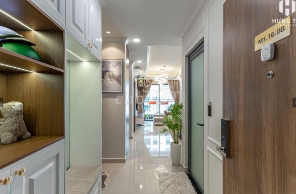 Rent District 7 riverside a bedroom/full interior, lovely new home.