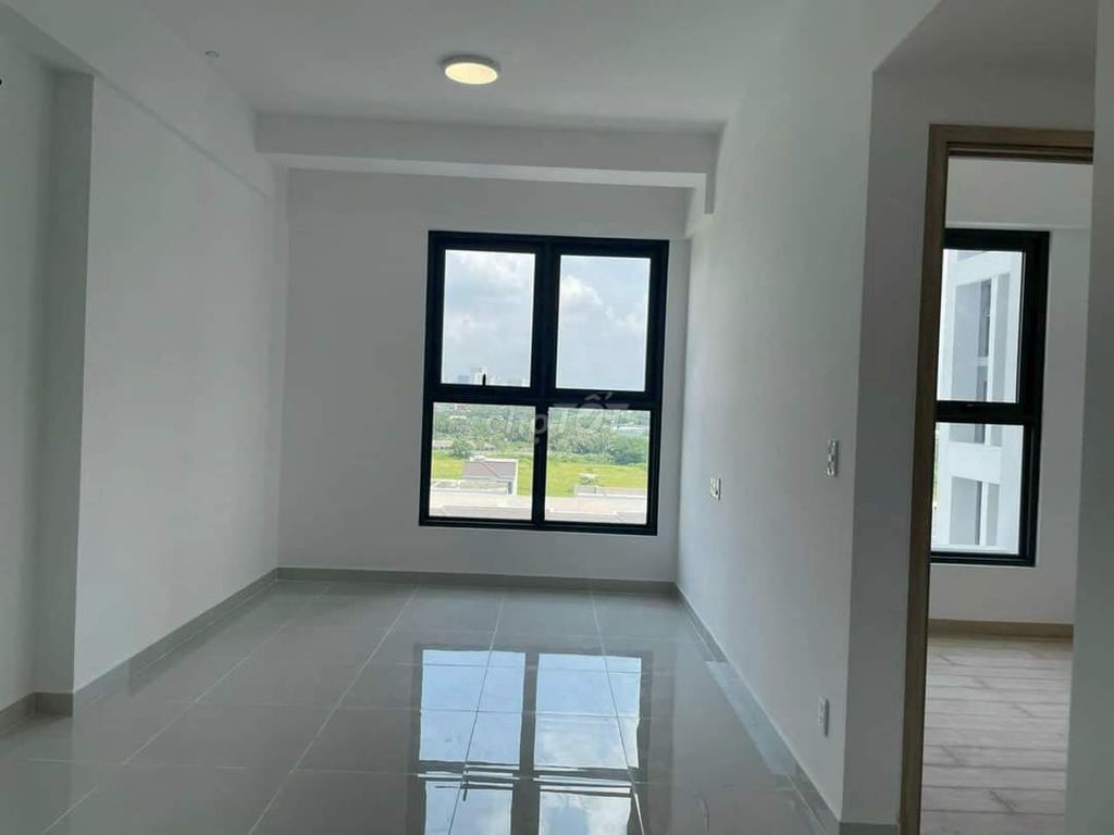 A 100 percent rent of new Altos is two bedrooms, two toilets, seven and a half million a month.