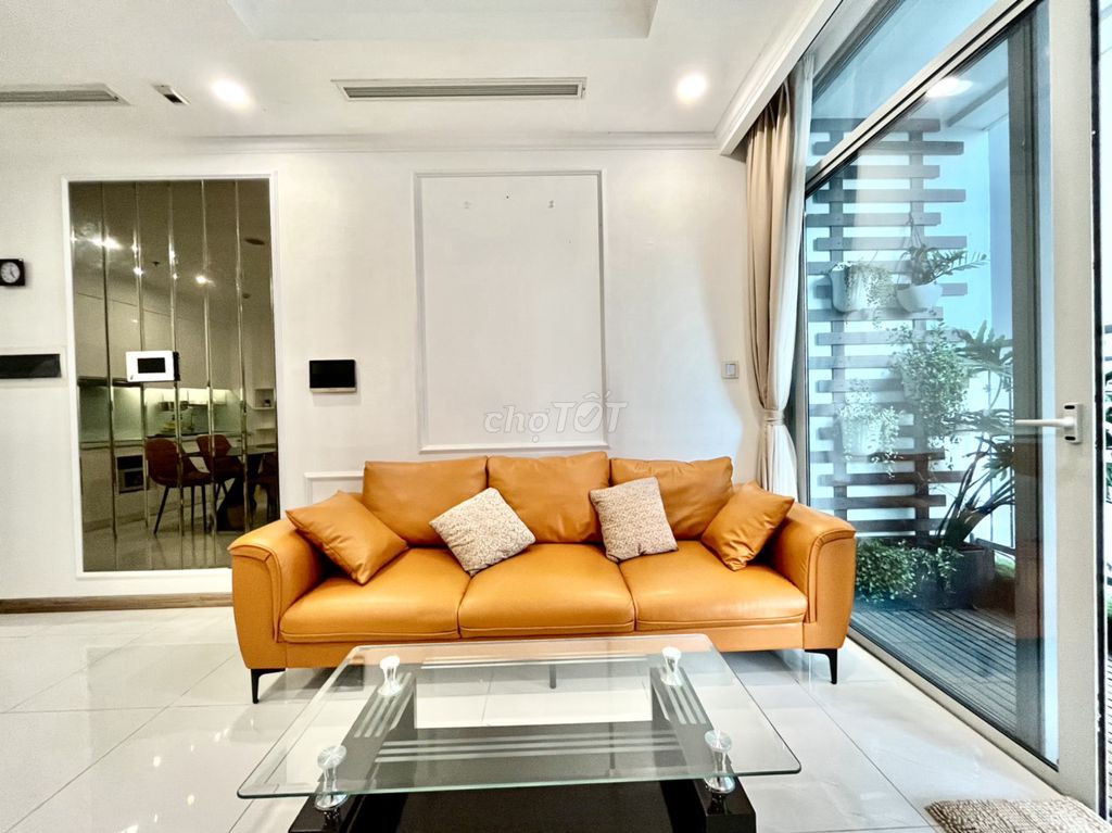 Rent a nice Vinhomes Central Park interior bedroom.
