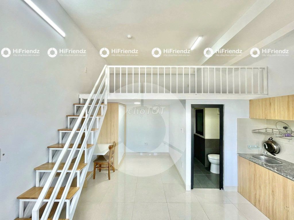 studio/ MEDI closes the cross, the 7th district's new market.