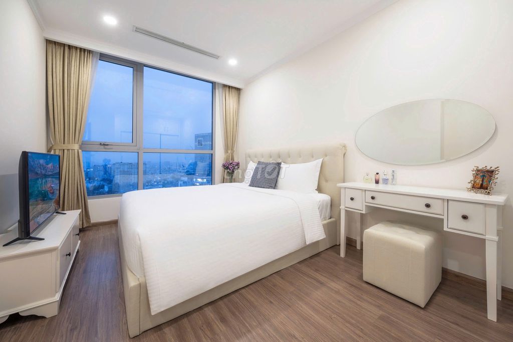I need two Vinhomes Central Park bedrooms for high-end furniture.
