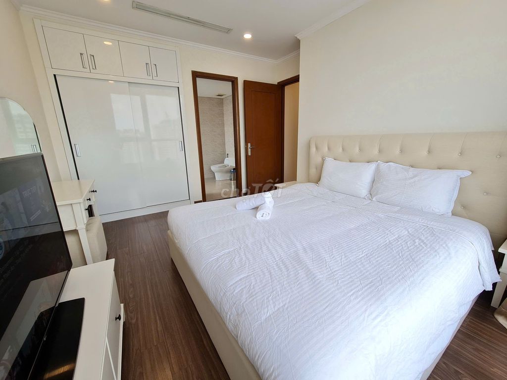I need two Vinhomes Central Park bedrooms for high-end furniture.
