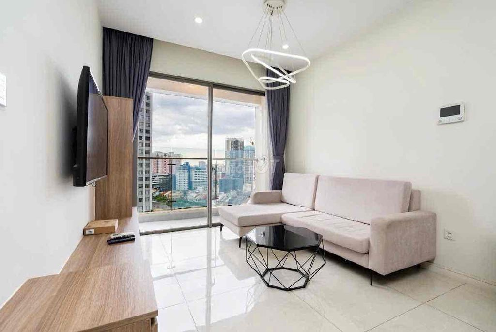 Two bedrooms, two bedrooms, two, three, three, four.