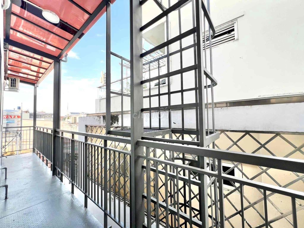 Open the new balcony studio 100% right ontte Cộng Hoà.