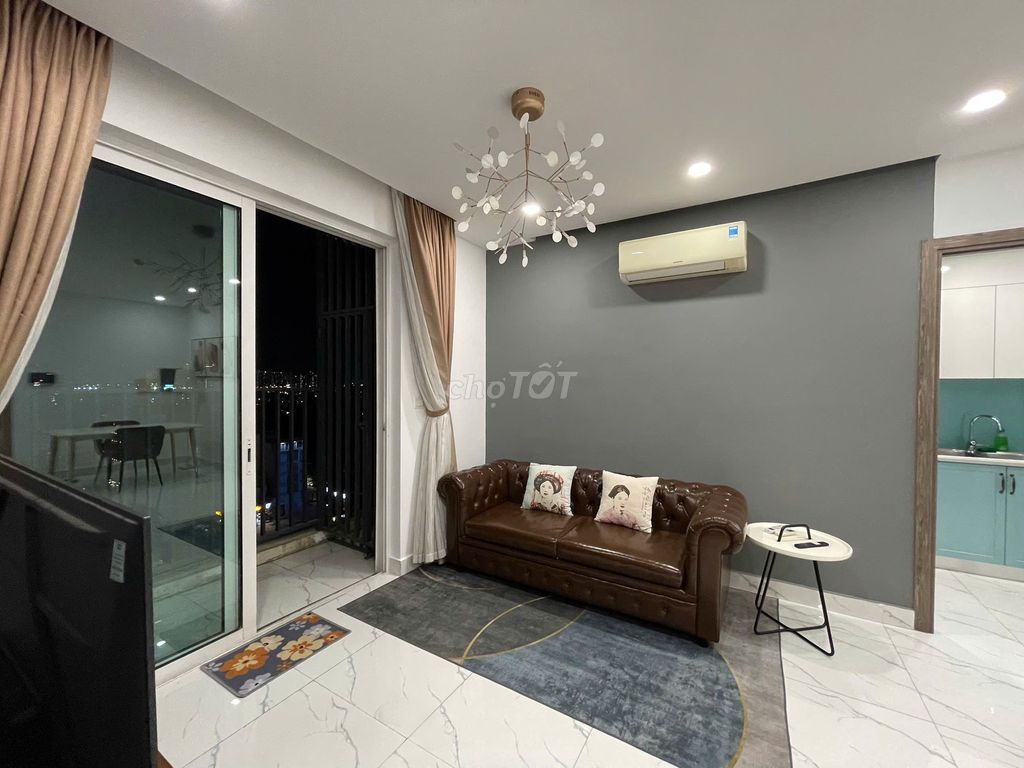 update the 1st-priced bedroom at Vista Verde