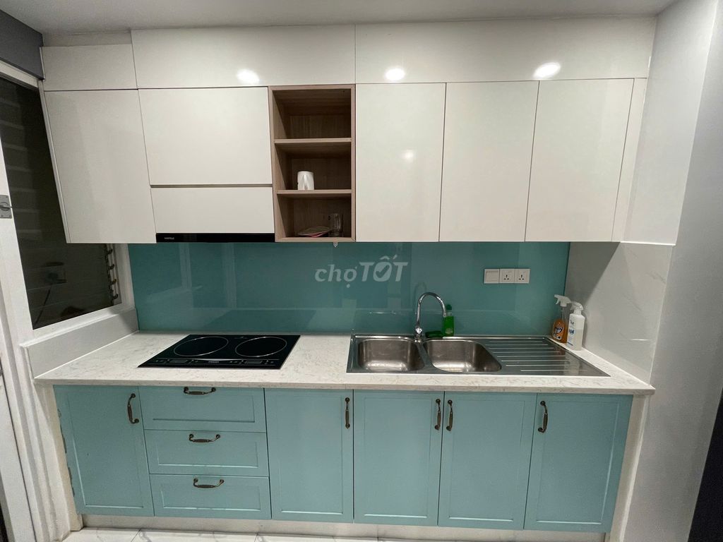 update the 1st-priced bedroom at Vista Verde