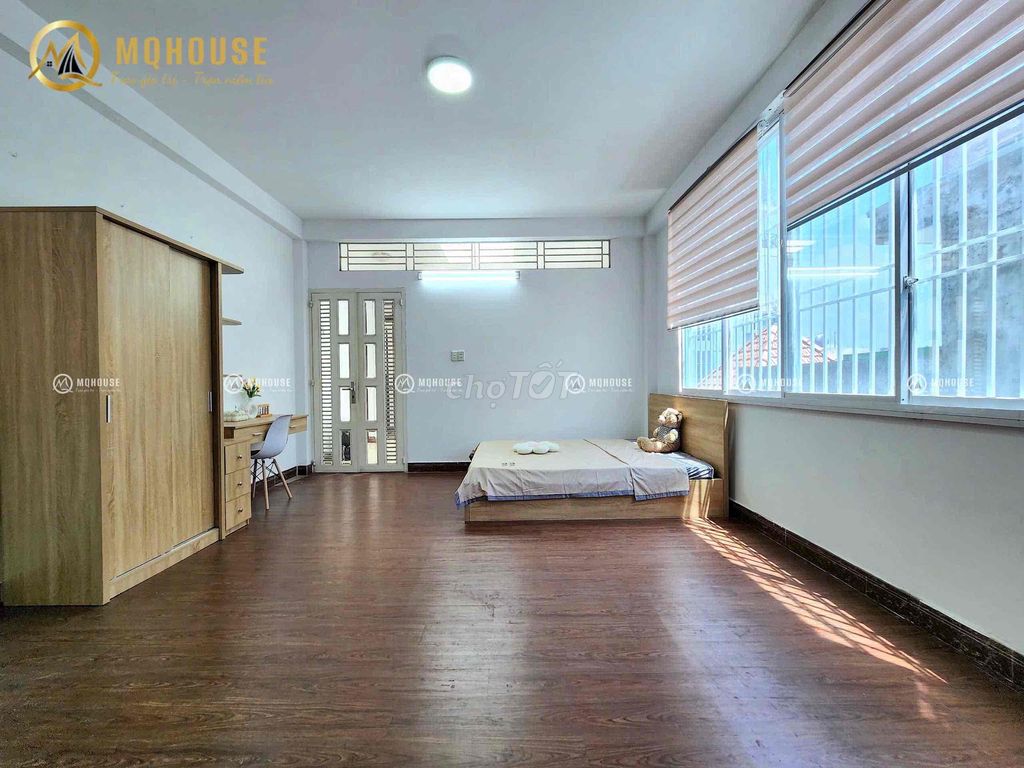 A full-class apartment right at etow Republic