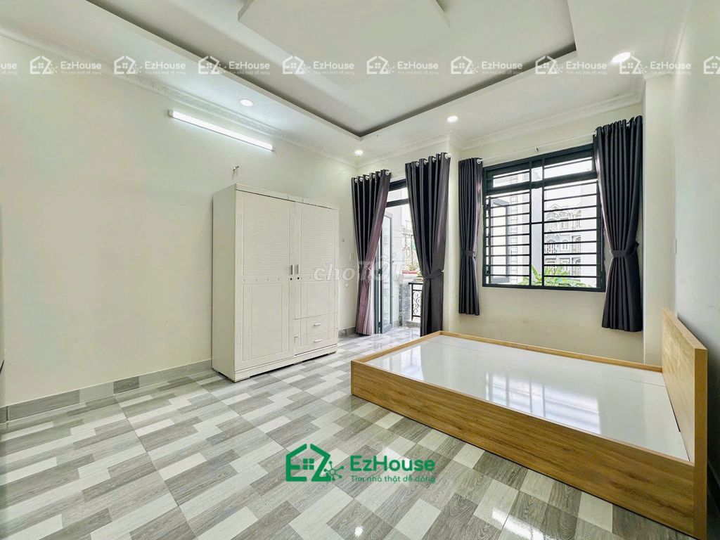 Rent the High House of Full Seven, Four Four Four Four Fourths, Bv Bình Tân