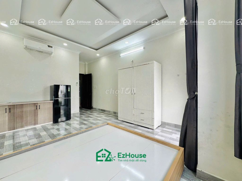 Rent the High House of Full Seven, Four Four Four Four Fourths, Bv Bình Tân