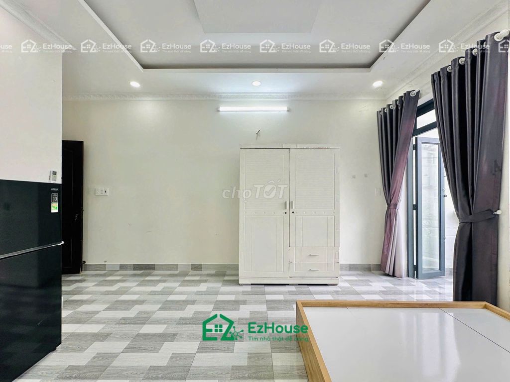 Rent the High House of Full Seven, Four Four Four Four Fourths, Bv Bình Tân