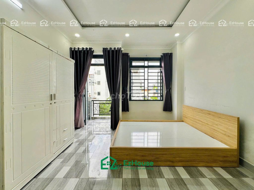 Rent the High House of Full Seven, Four Four Four Four Fourths, Bv Bình Tân