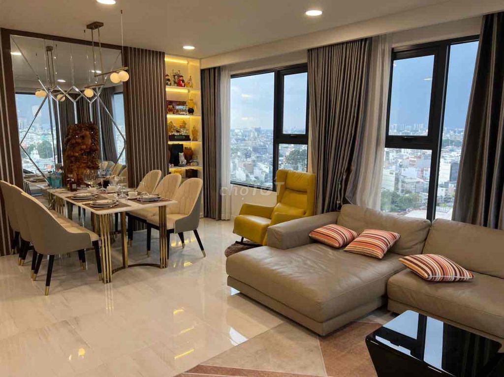 The owner of the House of Tett and Duplexe at Kingdom 101 at the Best Price