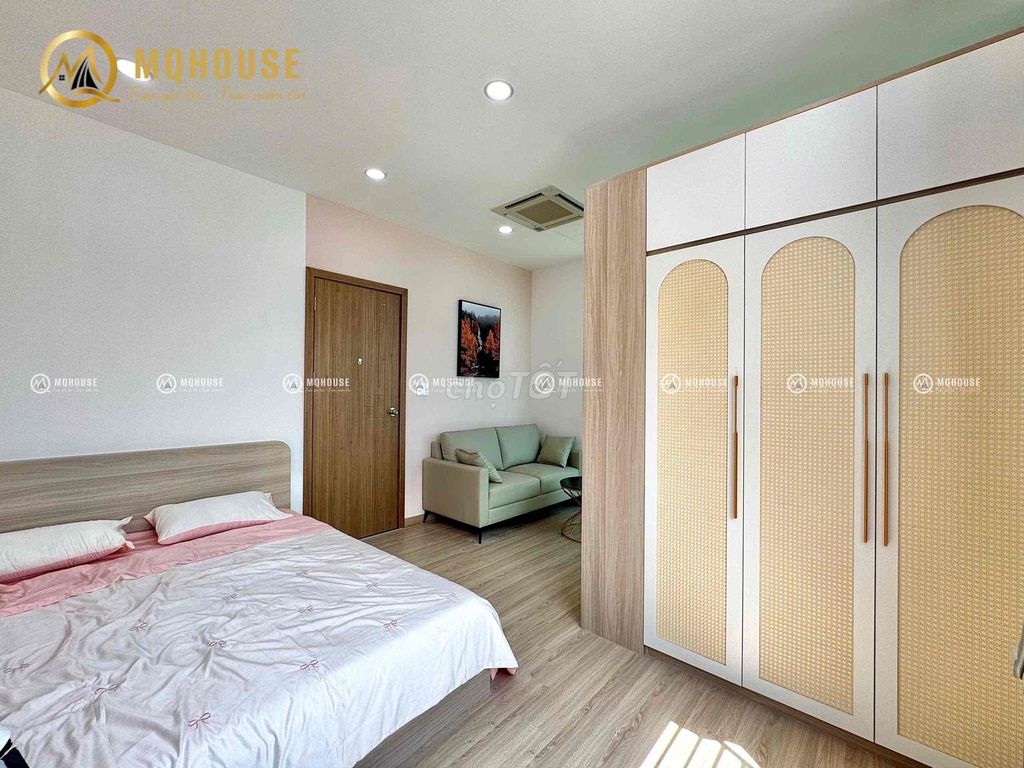The studio's system - one bedroom - two bedrooms 100% right on T3 station.