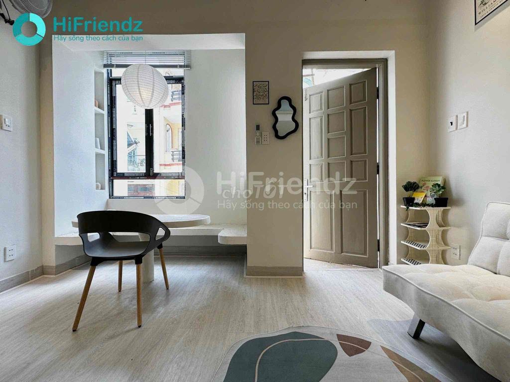 Rent a super-high apartment near the Central Radio Park.