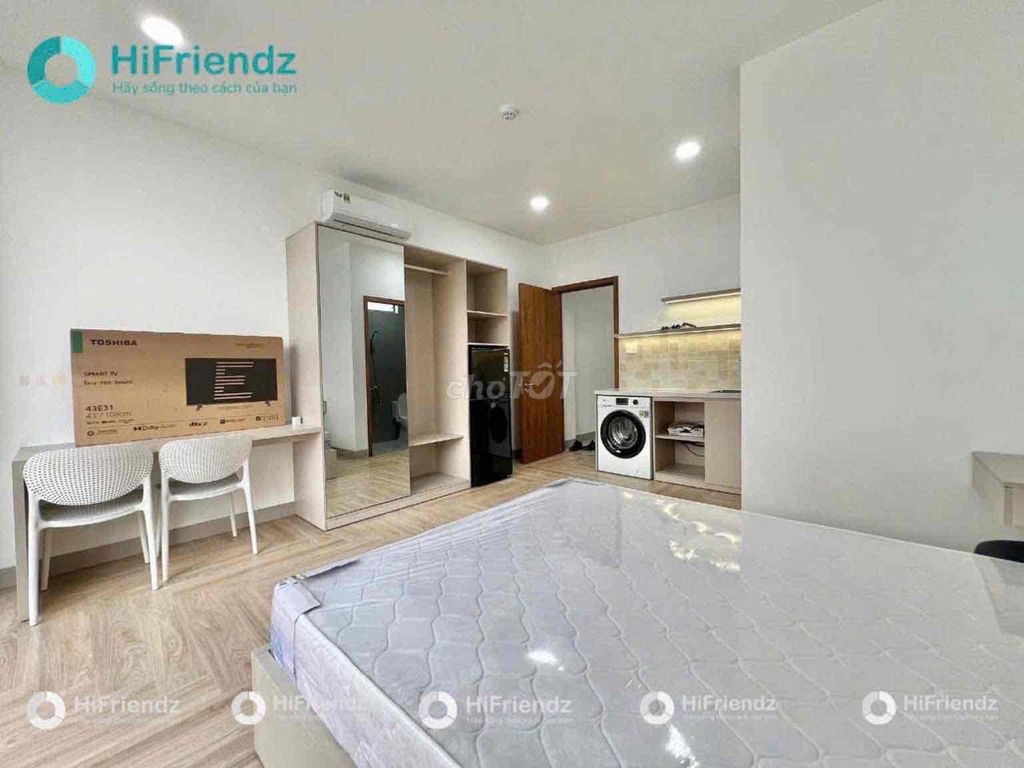 The balcony studio — near the lifelong sala - downtown in District 2