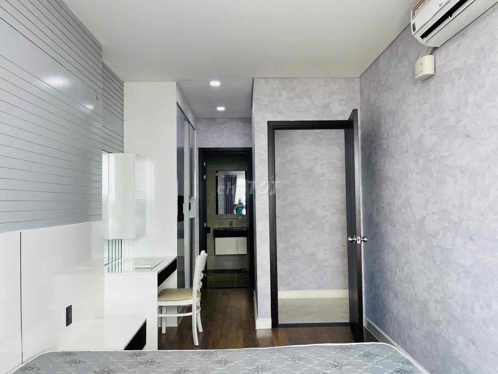 Rent Sunrise CityView apartment. 3 bedrooms, 7th District.