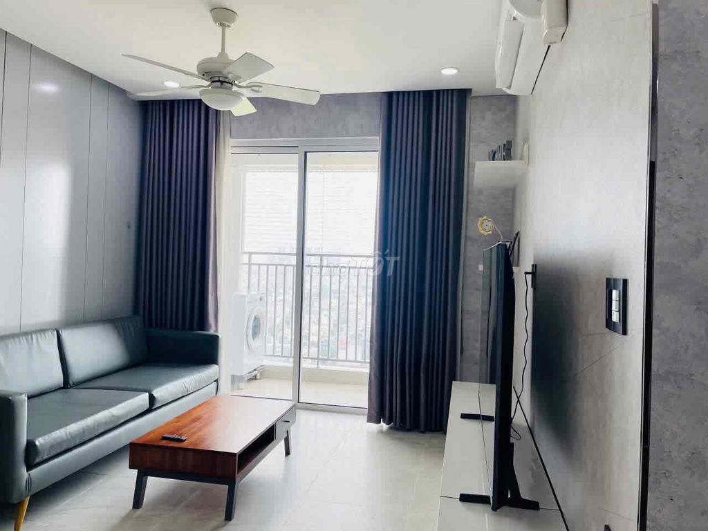 Rent Sunrise CityView apartment. 3 bedrooms, 7th District.