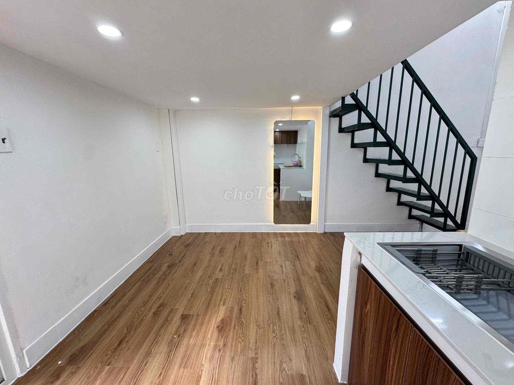 Rent an apartment full of Hồ Bá Kiện Street furniture, District 10