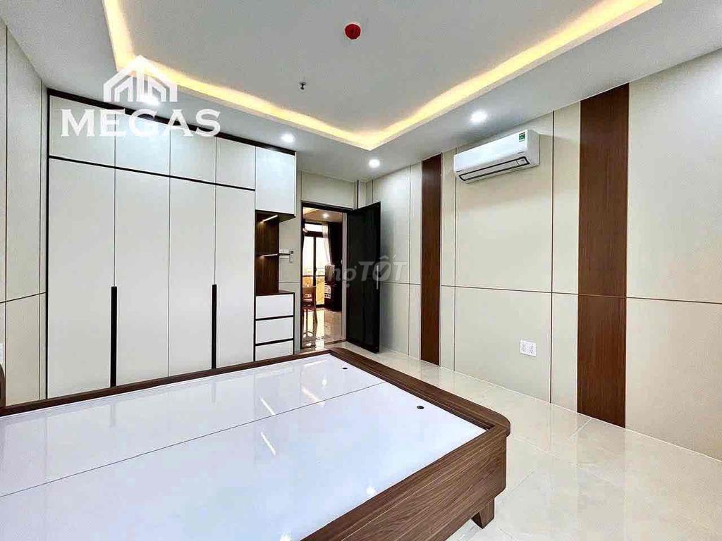 A mini apartment. A bedroom in the middle of a scalding park, Bình Thạnh - 100 percent.