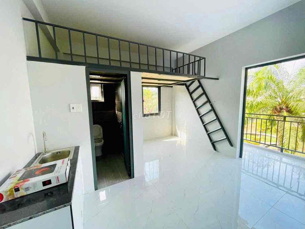 Open the new balconcise Duprix 100% of the upper guard room right at Trần Não.