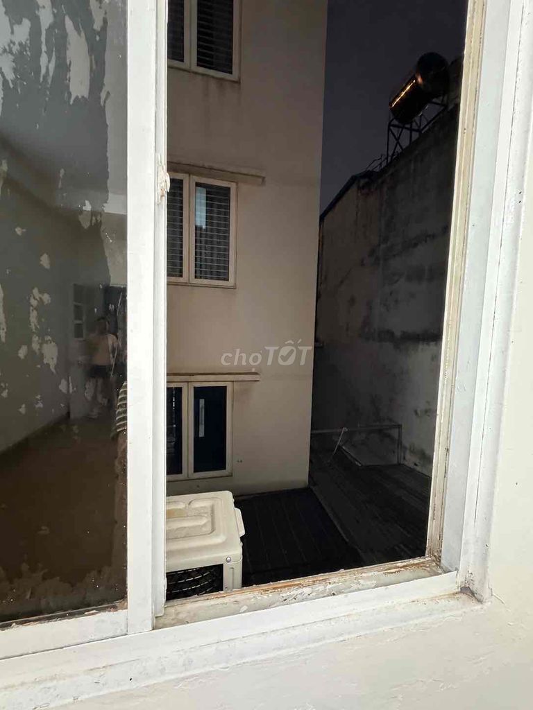 Rent a room. Ant-Aggu Park Full cheap interior.