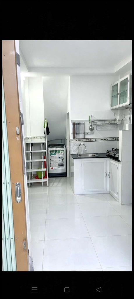 Cold machine room, washing machine.
