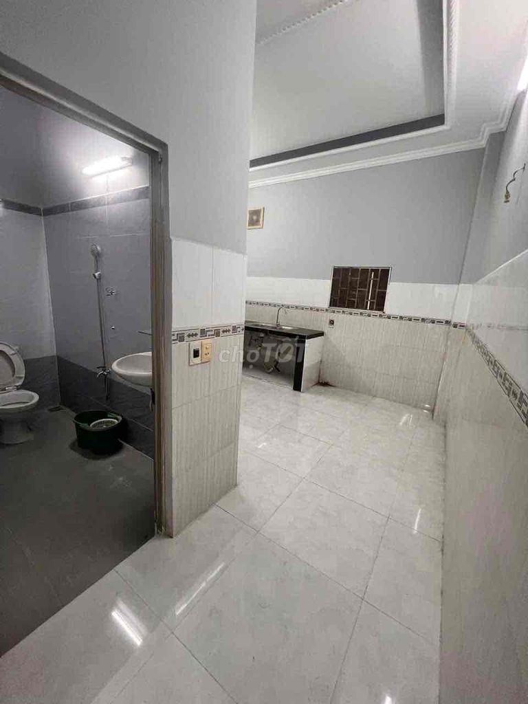 8 million-4 x17 M-1 .2th floor bedroom - 4 M - 2/ Lê Đình Cẩn - near missile range bt