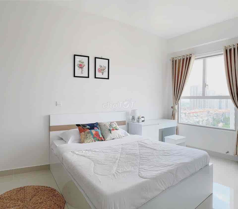 Renting Sunrise CityView District 7h:
