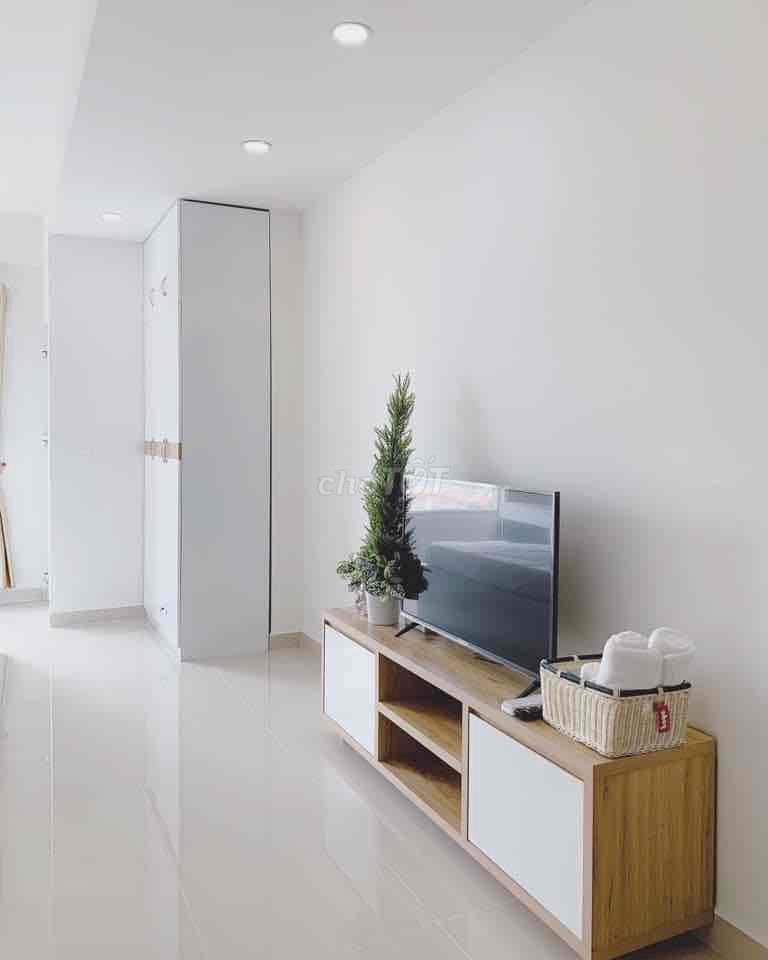 Renting Sunrise CityView District 7h:
