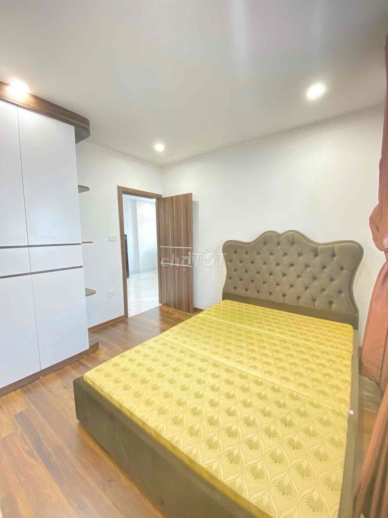 Two bedrooms. A full-in-the-art toilet.