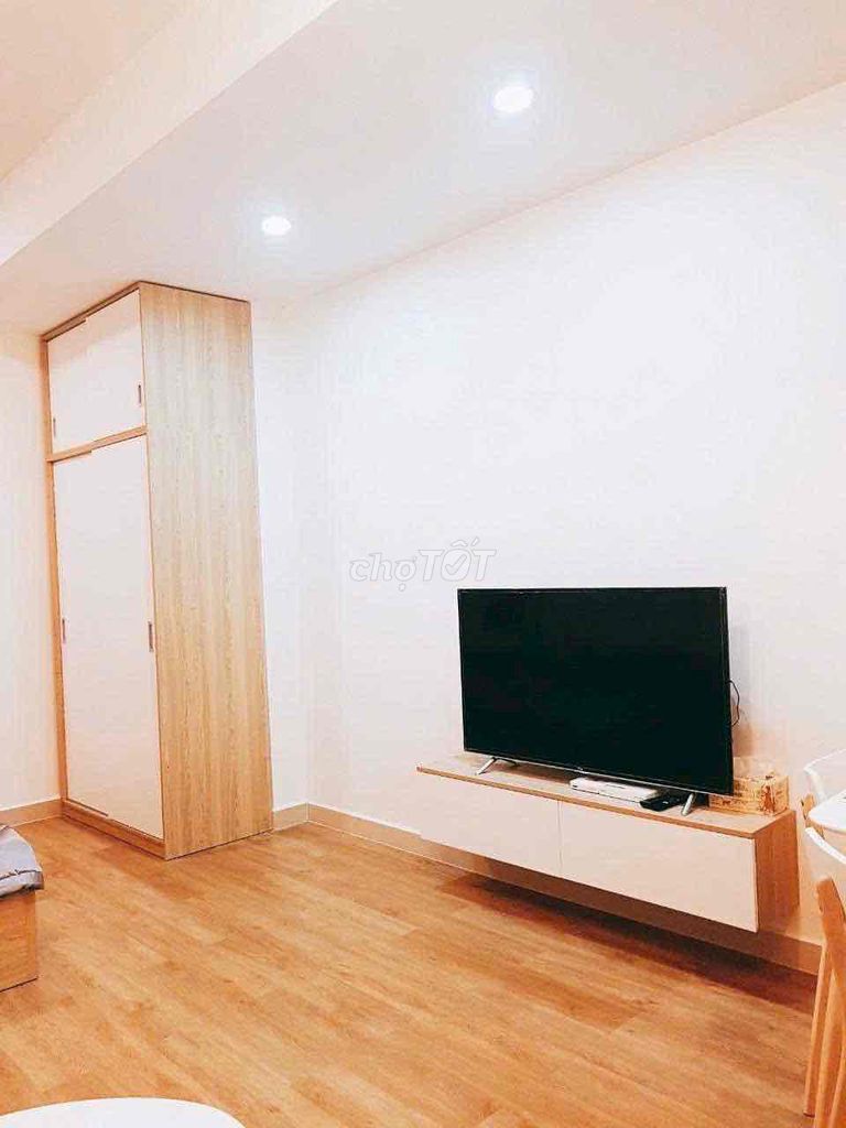 Renting Sunrise CityView District 7h: