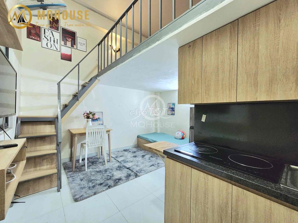 Clear the studio. - Open the guard. 1 M8 windows in Vườn Lài.
