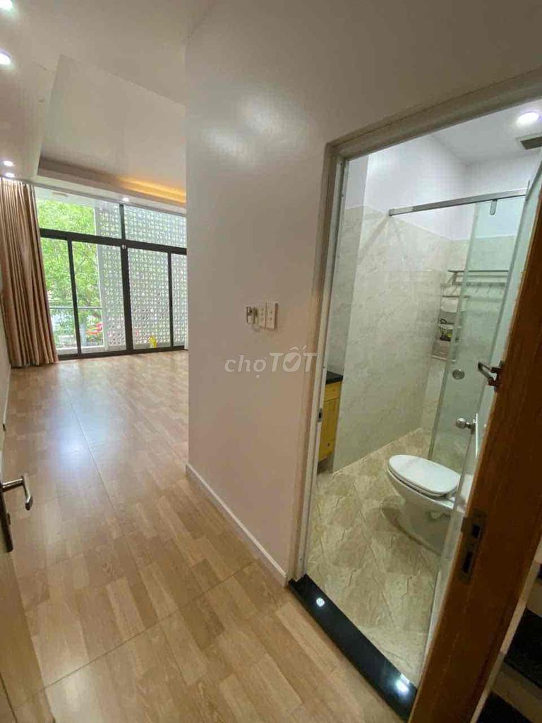 Rent 5 bedrooms plus 5 toilets 4 X19 M, 3rd floor vault 28 million a month