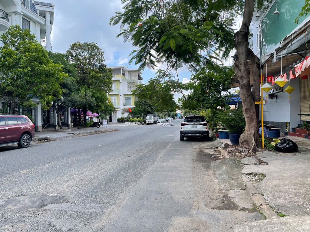 5 floors 8 x17 meters, motor-tubstrike - near Gypmall - 7000/Central