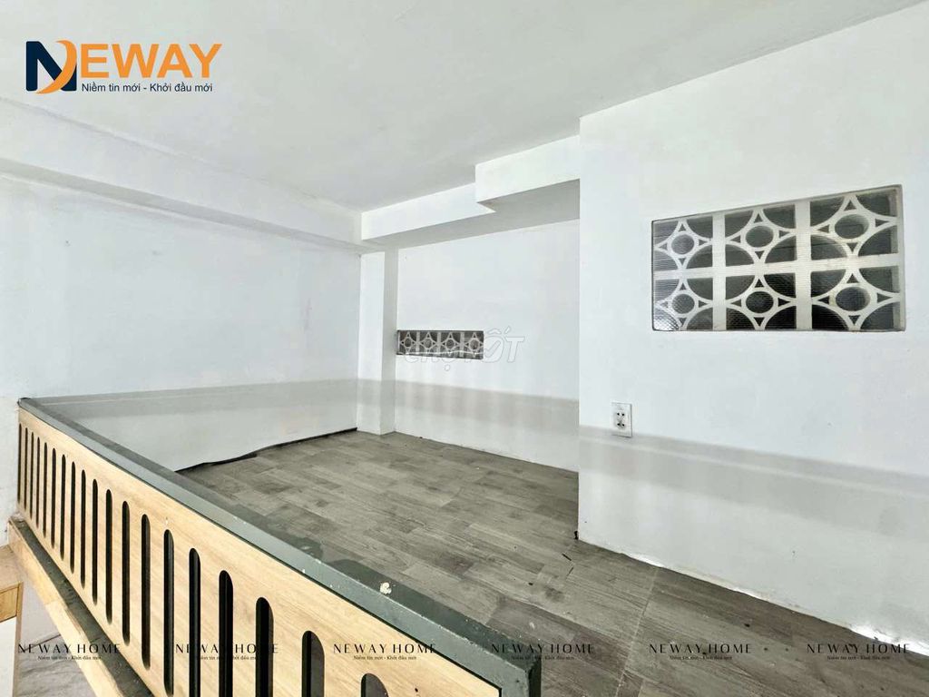 high guard room full options - walking through University dedication - receiving electric cars, pet