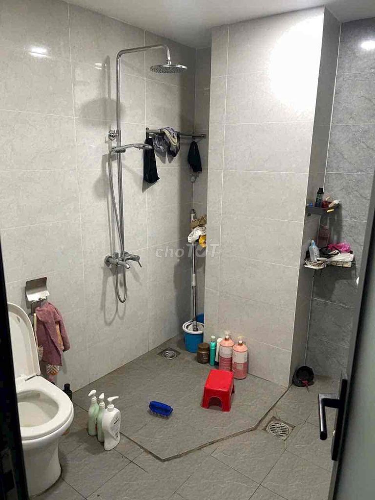 Renting Bình Lợi-6 bedrooms, 5 toilets, 4x17 M-- just 26 million a month.