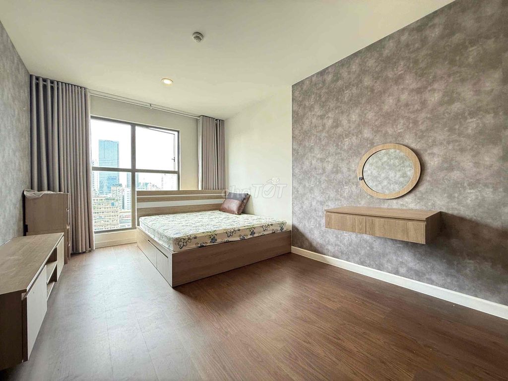 Real image: Rent Saigon Royal 2 bedroom 2 25 million toilets full of nice view
