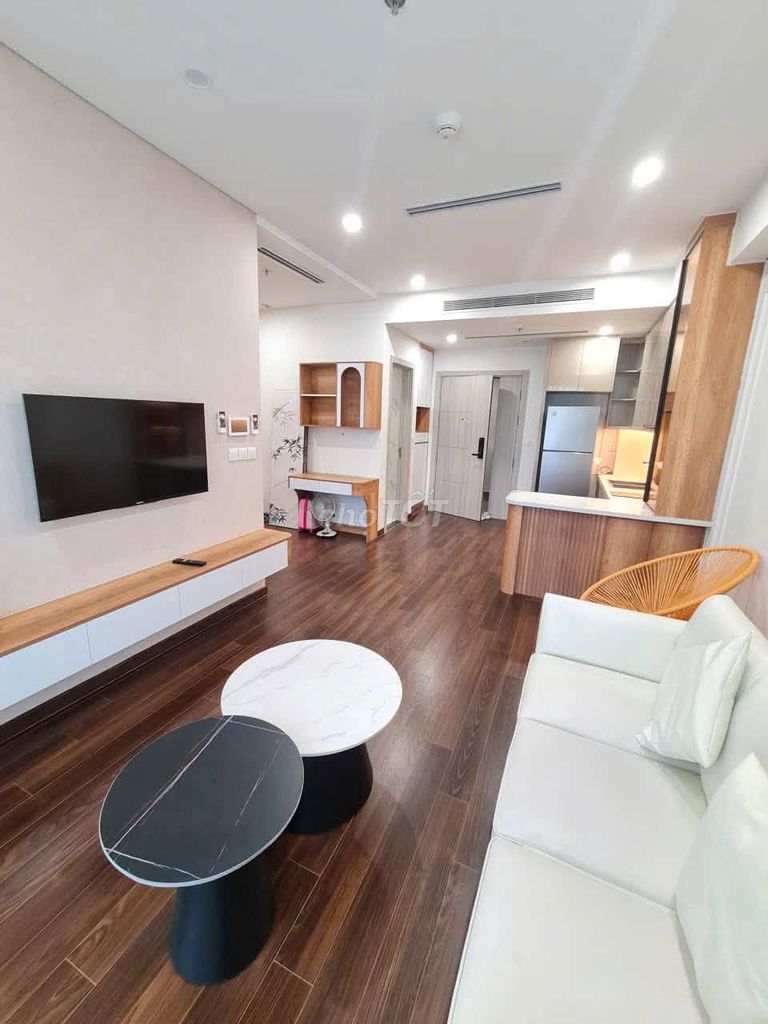 Rent apartment 1 N+ Full vinhomes Smart City 10.5 million