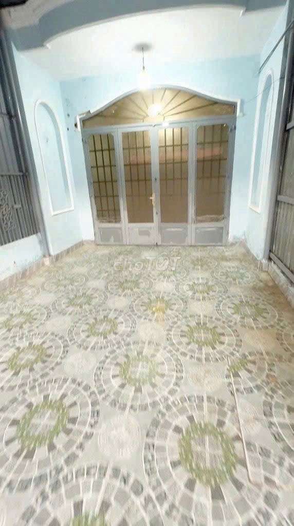 The main building is 4 x 25 1 is equal to 2 bedroom 1 toilet