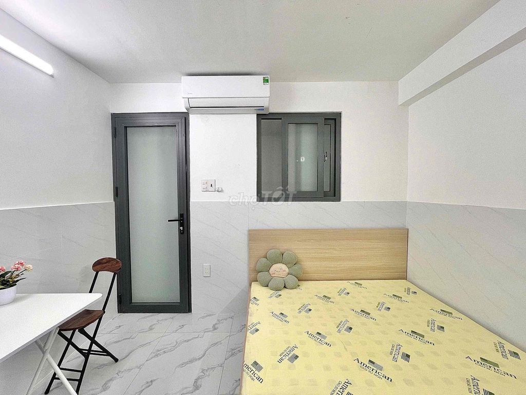 High-level Duprix inside immediately