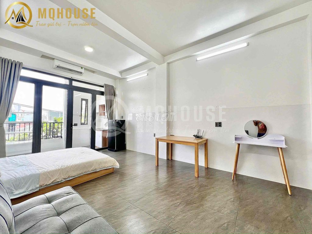 The hot studio is super wide, full interior right now Nguyễn Văn Đậu at Bình Thạnh.